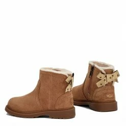 Ugg Ugg Lynde In10 for Baby Shoes and Boots Colour Chestnut