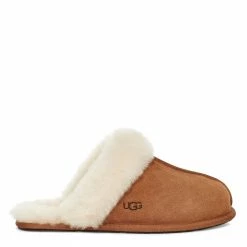 Ugg Scuffette II Slippers for Women's Slippers Colour Chestnut